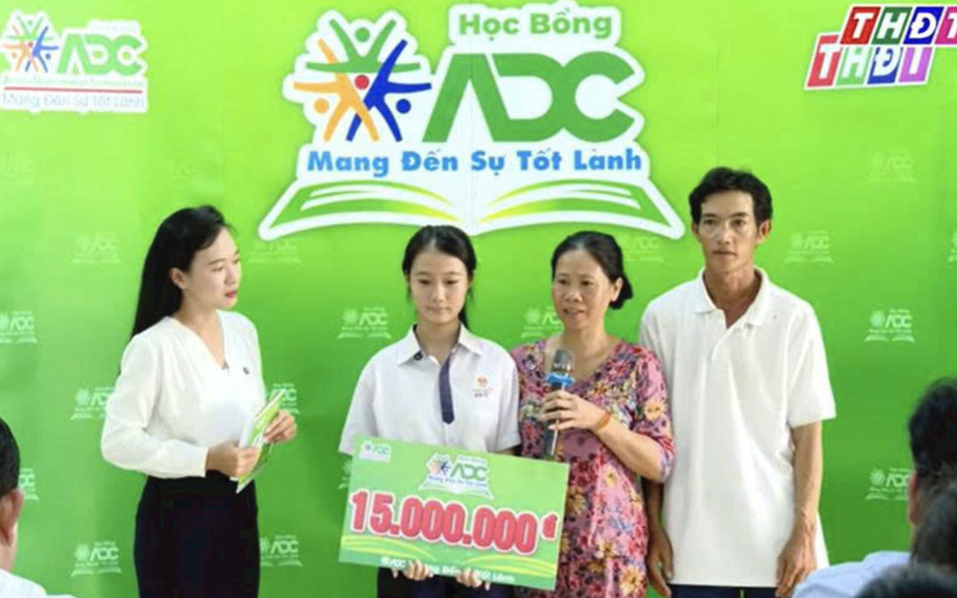 Đàm Ánh Tuyết: Tấm gương về nghị lực vượt khó trong căn nhà lá ở Sóc Trăng