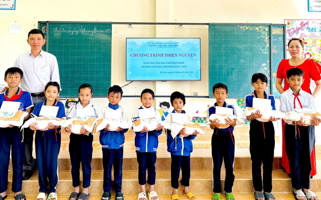 Đưa gạo ngon lên cao nguyên